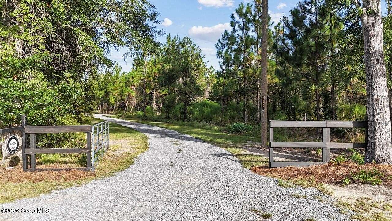 10 Acres of Land with Home for Sale in Odum, Georgia