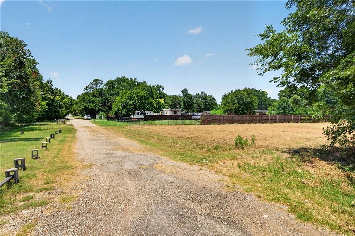 0.42 Acres of Residential Land for Sale in Grand Prairie, Texas
