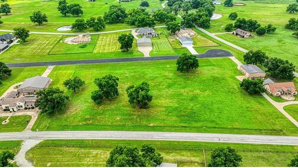 1 Acre of Residential Land for Sale in Weatherford, Texas