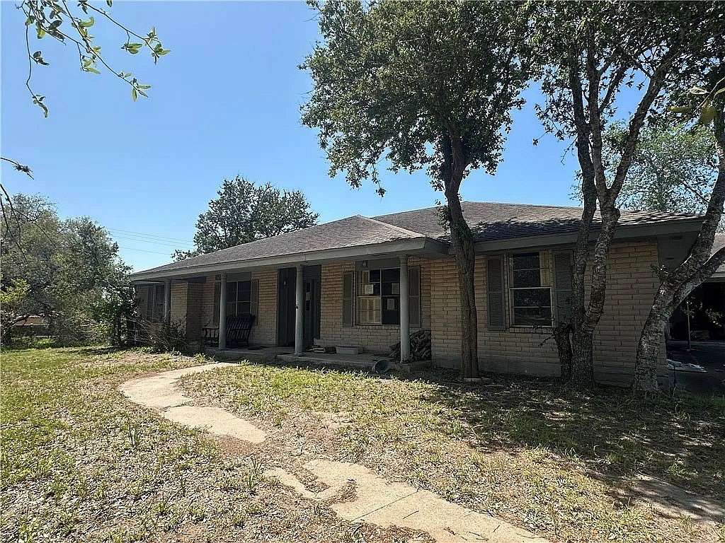 1.75 Acres of Land with Home for Sale in Beeville, Texas