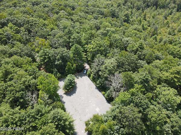 21 Acres of Recreational & Residential Land for Sale in Shohola, Pennsylvania