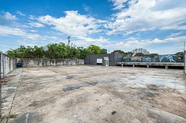 1.1 Acres of Land for Sale in Miami, Florida