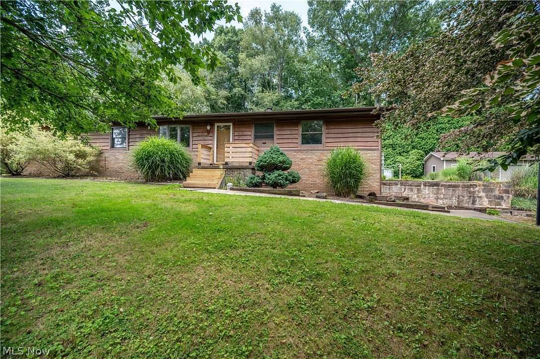 3.76 Acres of Land with Home for Sale in Leetonia, Ohio