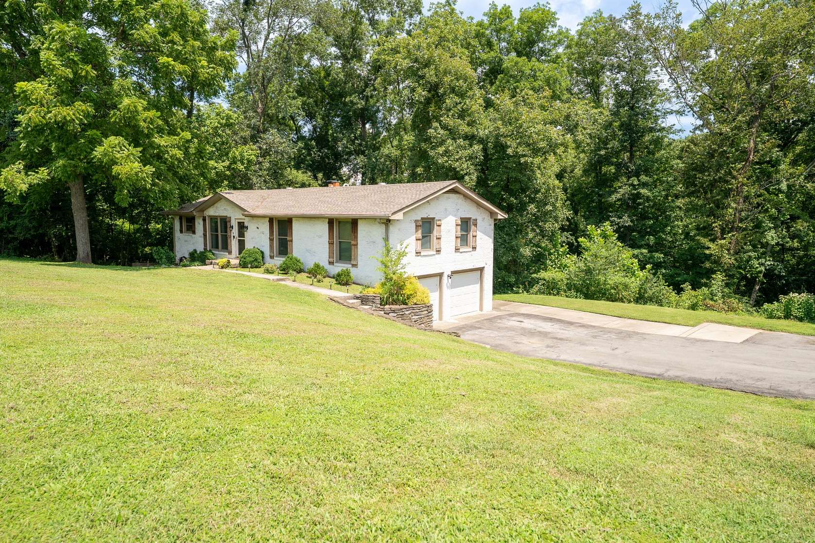 1.7 Acres of Land with Home for Sale in Mount Juliet, Tennessee