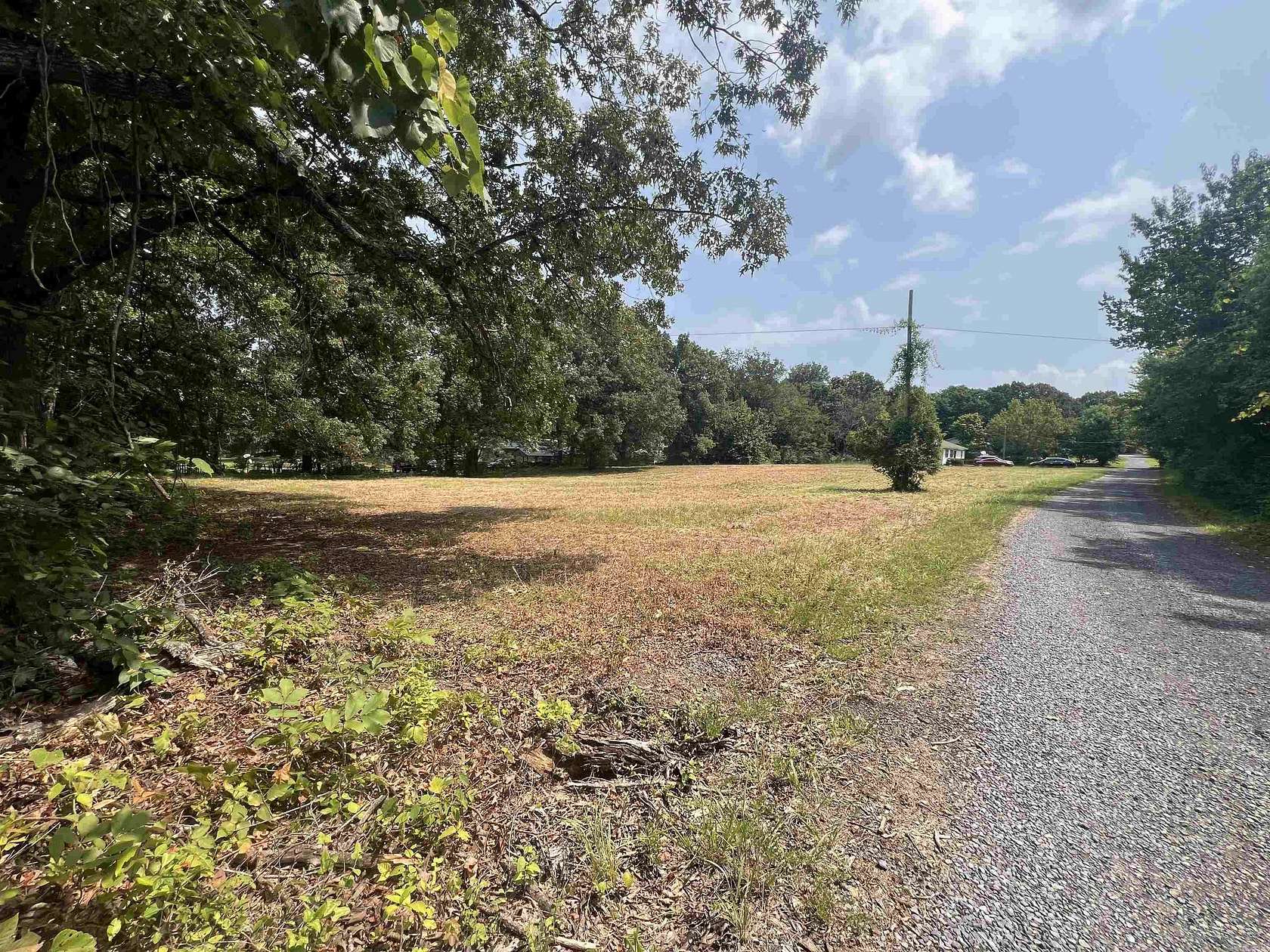 1 Acre of Residential Land for Sale in Marshall, Arkansas