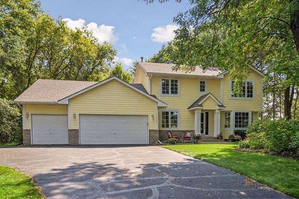 4.4 Acres of Land with Home for Sale in Ham Lake, Minnesota