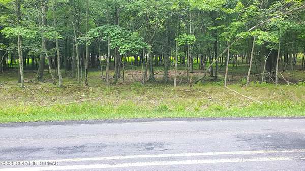 0.48 Acres of Residential Land for Sale in Bushkill, Pennsylvania