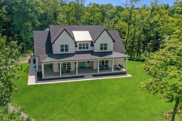 5 Acres of Land with Home for Sale in White House, Tennessee