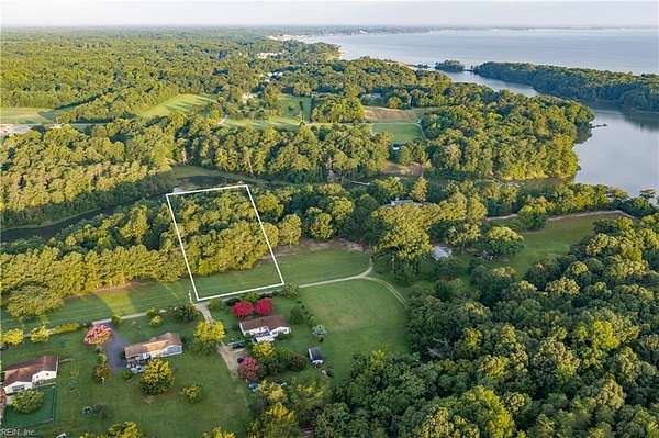 Land for Sale in Topping, Virginia