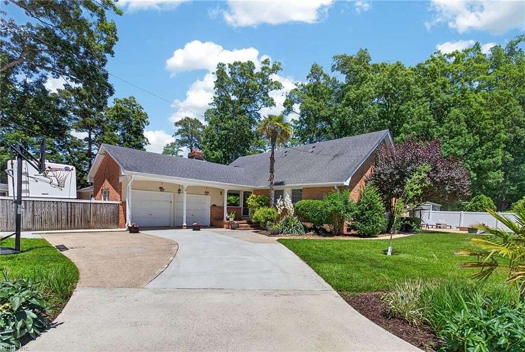 1.5 Acres of Land with Home for Sale in Virginia Beach, Virginia