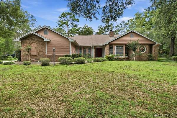 2.53 Acres of Land with Home for Sale in Lecanto, Florida