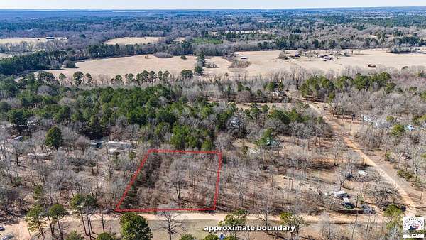0.9 Acres of Residential Land for Sale in Texarkana, Texas