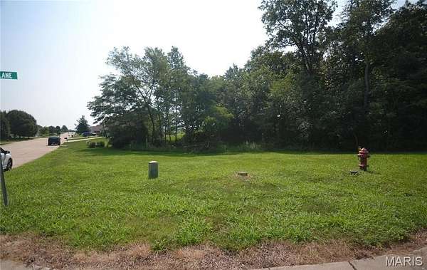 0.37 Acres of Residential Land for Sale in Smithton, Illinois
