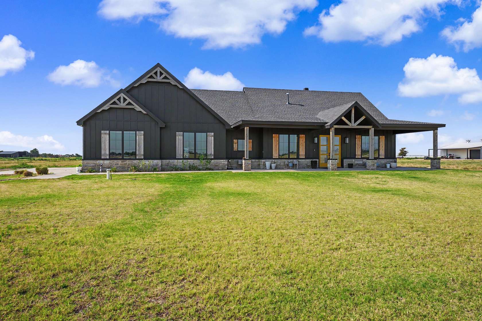 10 Acres of Land with Home for Sale in Lubbock, Texas