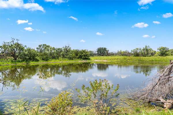 400 Acres of Land for Sale in Clyde, Texas