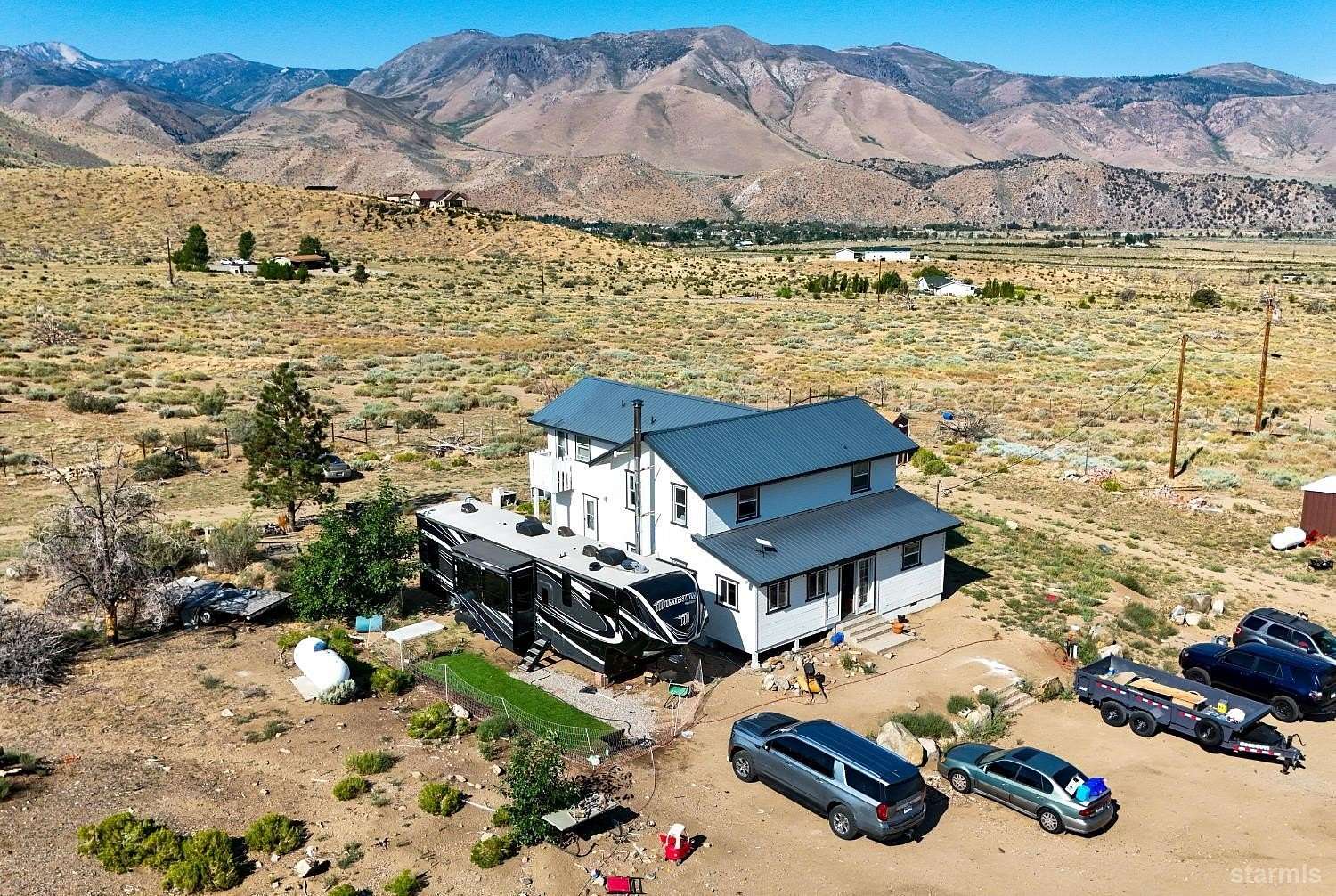 18 Acres of Land with Home for Sale in Walker, California