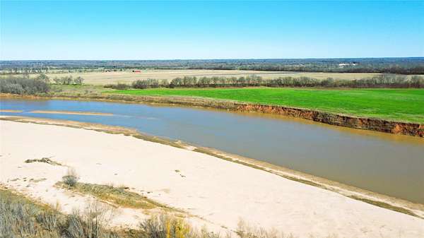 225 Acres of Land for Sale in Arthur City, Texas