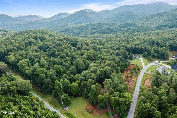 4.5 Acres of Residential Land for Sale in Unicoi, Tennessee