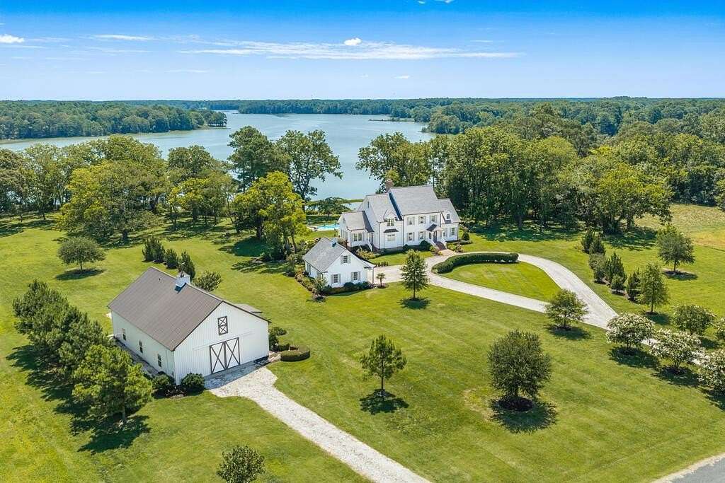 17.4 Acres of Land with Home for Sale in Machipongo, Virginia