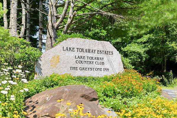 1.28 Acres of Residential Land for Sale in Lake Toxaway, North Carolina