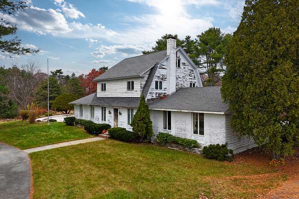 4.6 Acres of Improved Mixed-Use Land for Sale in Topsham, Maine