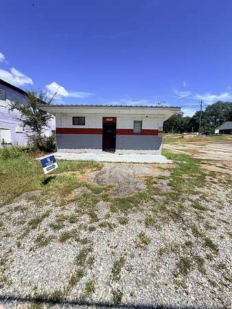 0.5 Acres of Improved Commercial Land for Sale in Phenix City, Alabama
