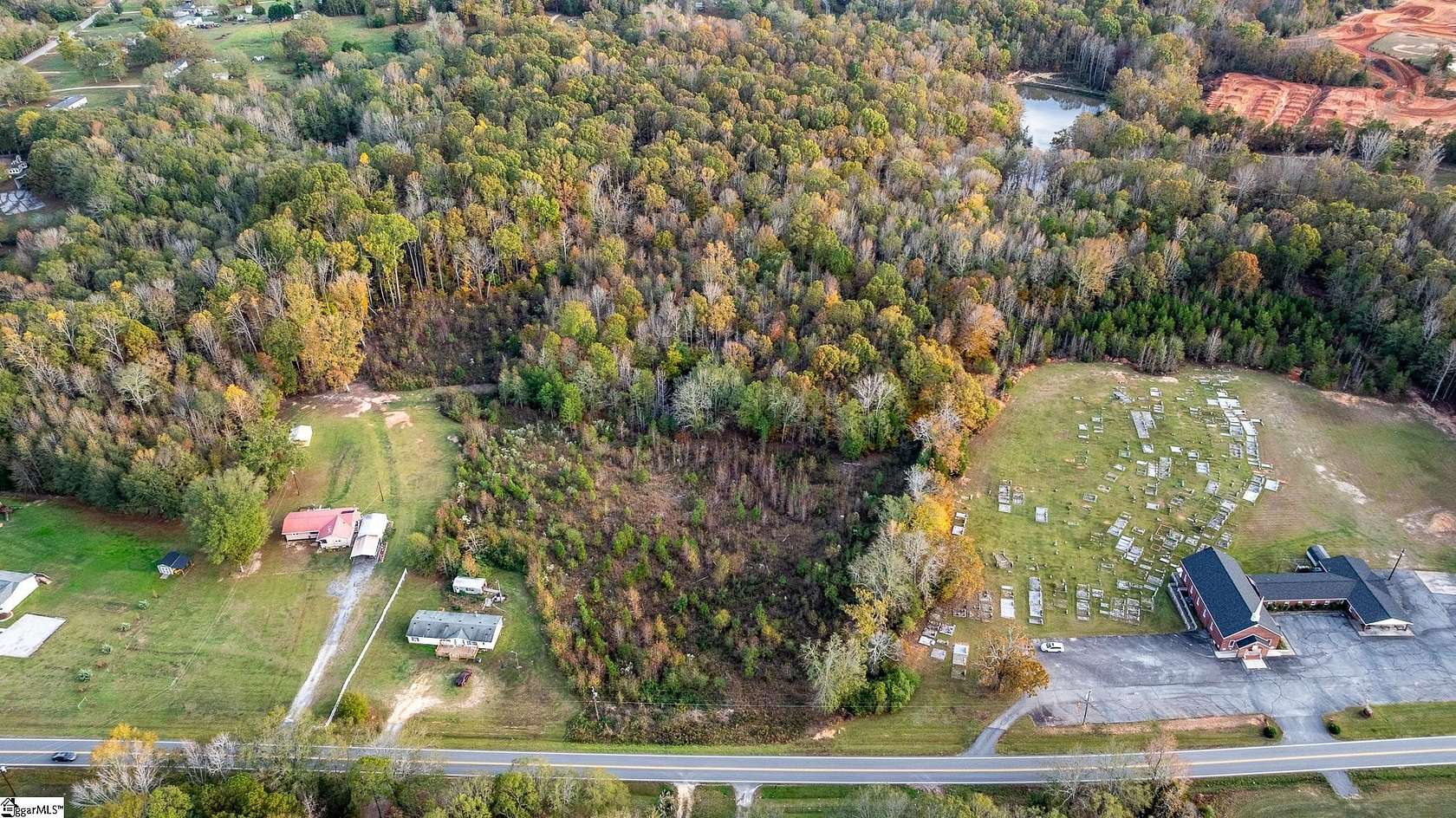 1.5 Acres of Residential Land for Sale in Gray Court, South Carolina