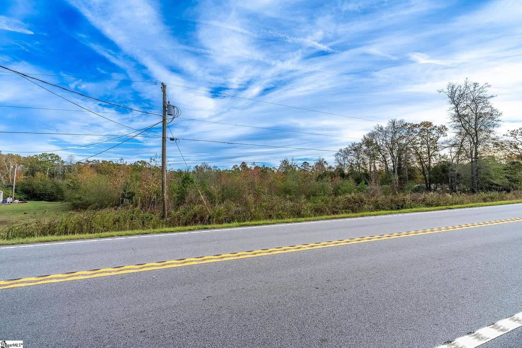 1.5 Acres of Residential Land for Sale in Gray Court, South Carolina