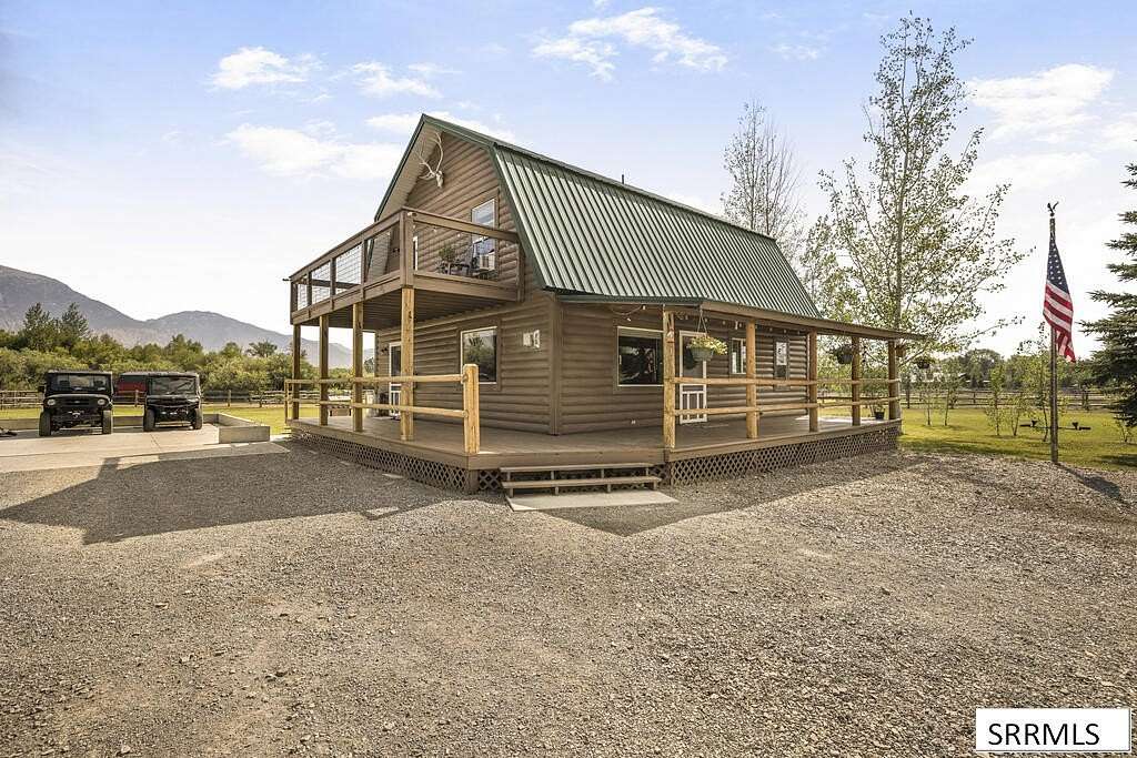 2.33 Acres of Land with Home for Sale in Mackay, Idaho