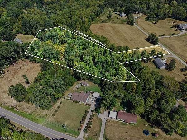 3.3 Acres of Residential Land for Sale in Eden, North Carolina