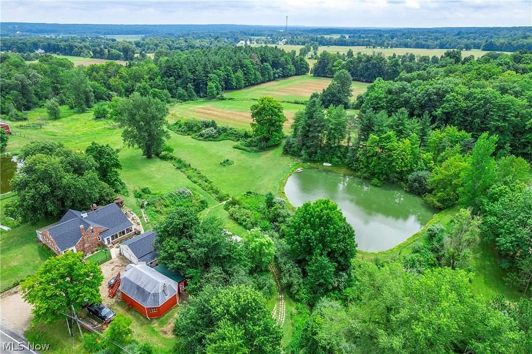 14 Acres of Land with Home for Sale in Medina, Ohio