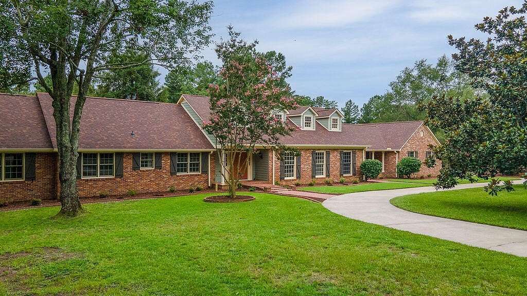 3.3 Acres of Land with Home for Sale in Aiken, South Carolina