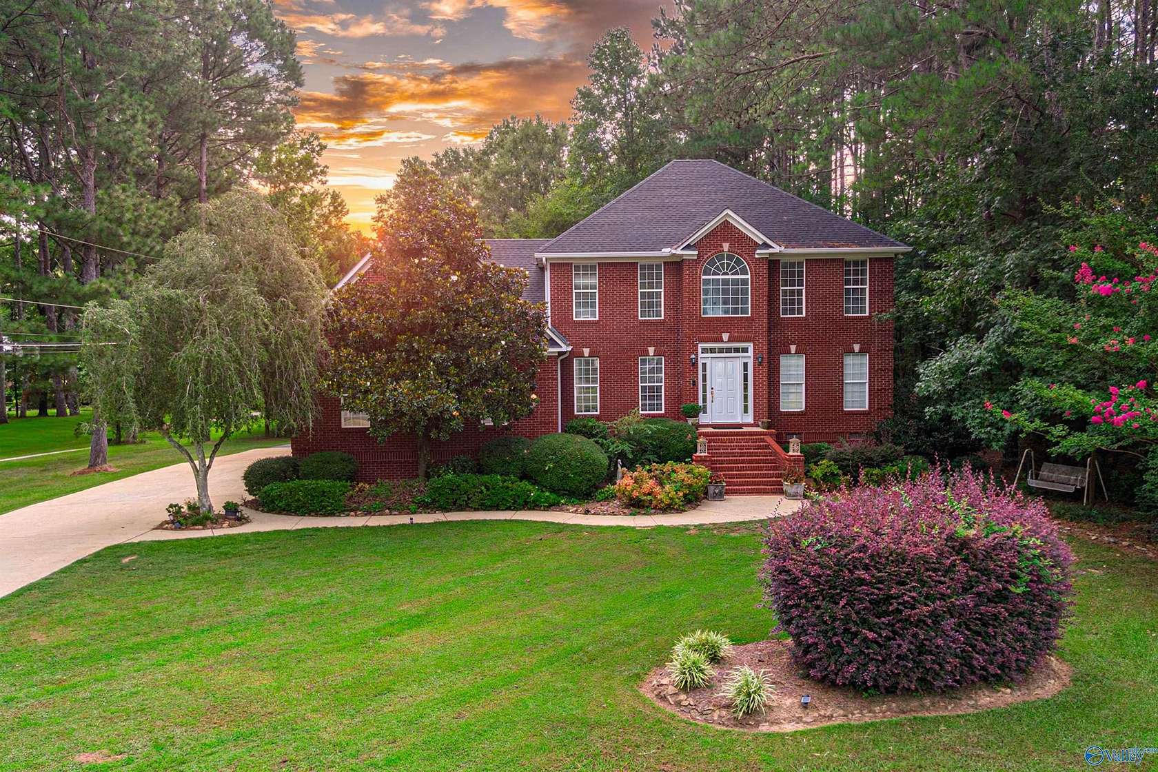 1.5 Acres of Land with Home for Sale in Hokes Bluff, Alabama