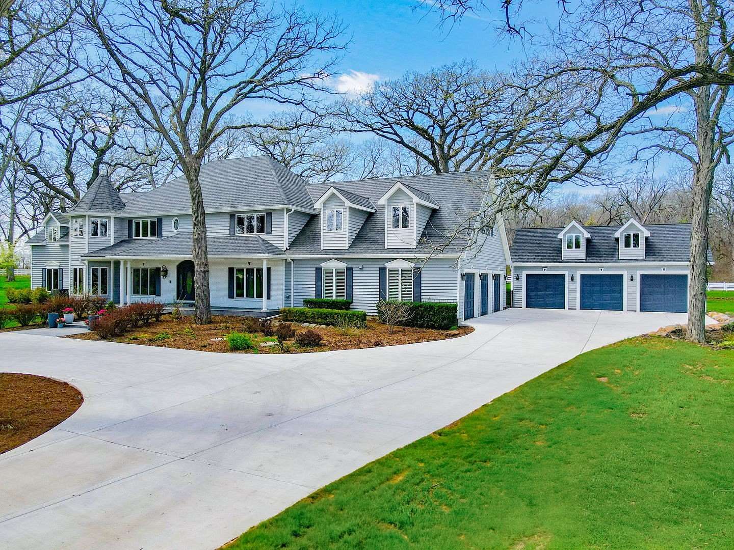 2.42 Acres of Land with Home for Sale in Wadsworth, Illinois