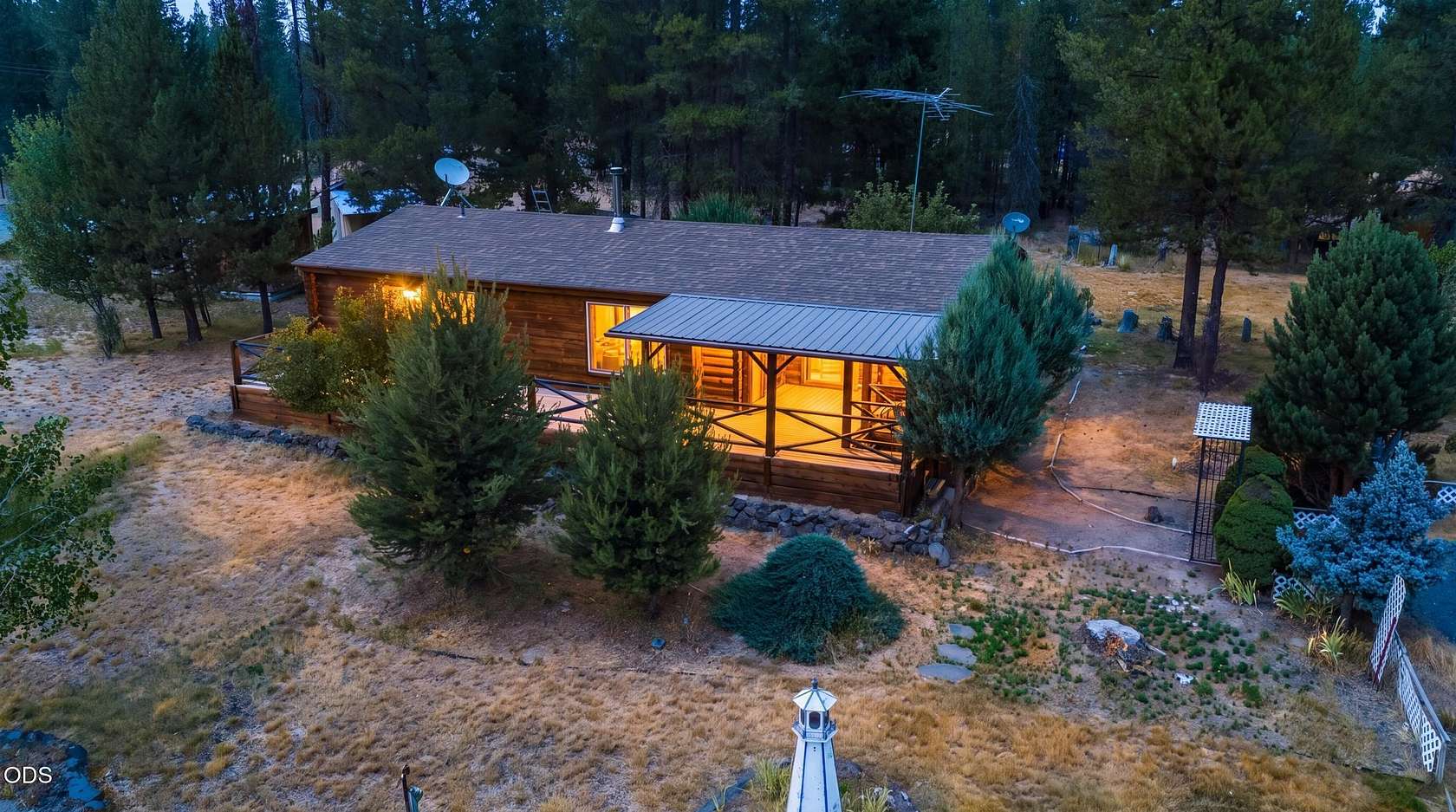 2 Acres of Land with Home for Sale in La Pine, Oregon