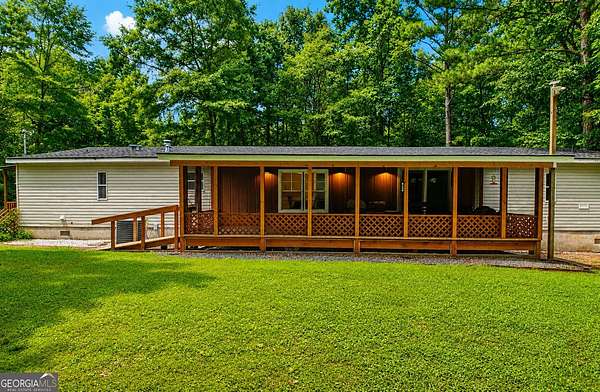 18.7 Acres of Land with Home for Sale in Woodbury, Georgia