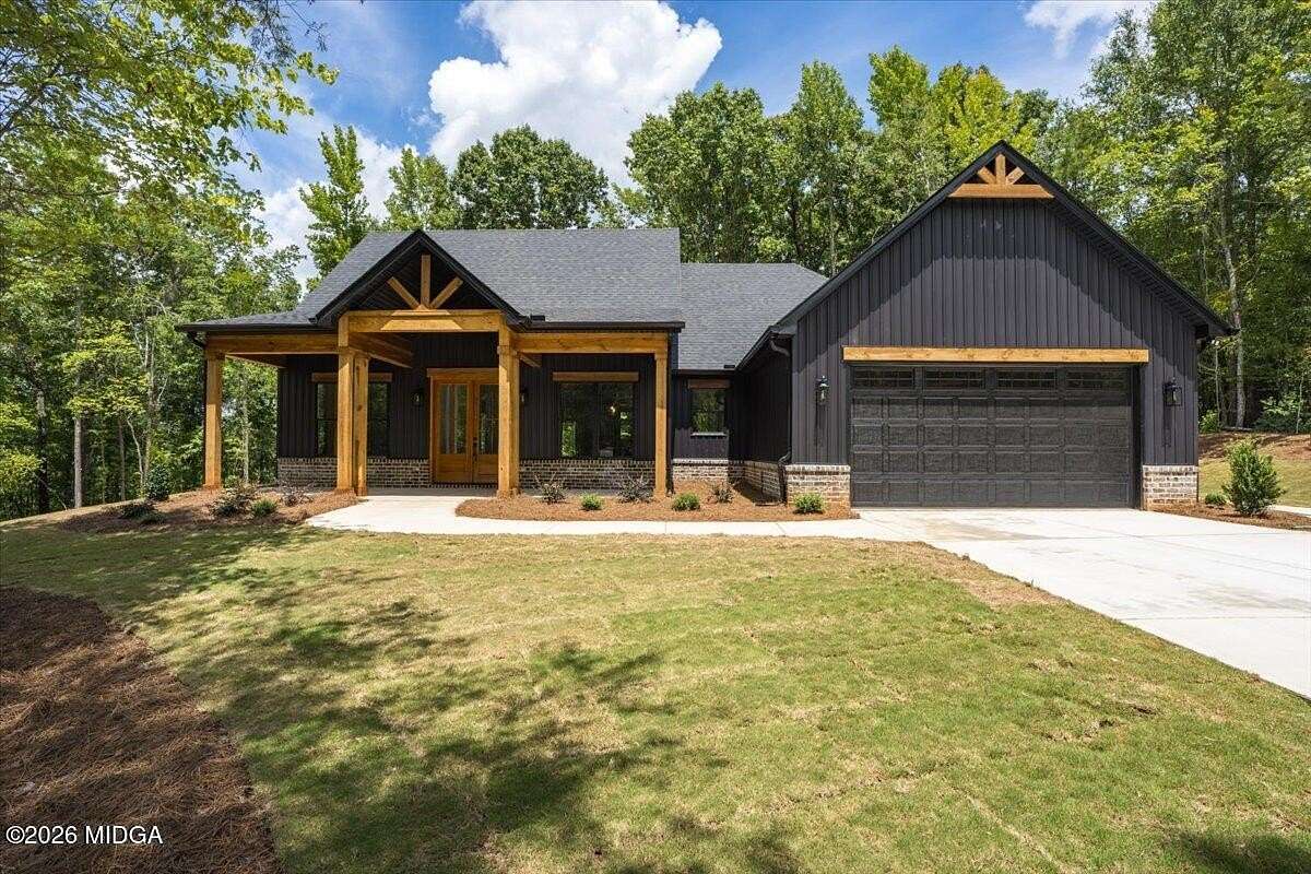 7 Acres of Land with Home for Sale in Forsyth, Georgia