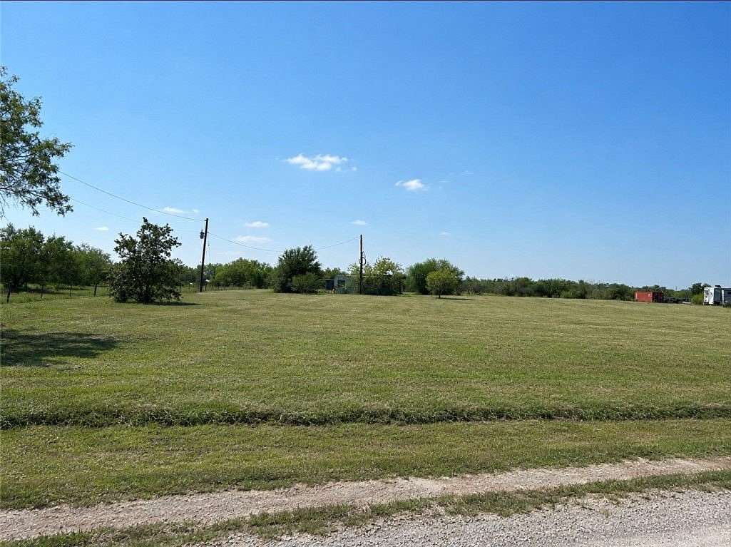 3 Acres of Land for Sale in K-Bar Ranch, Texas