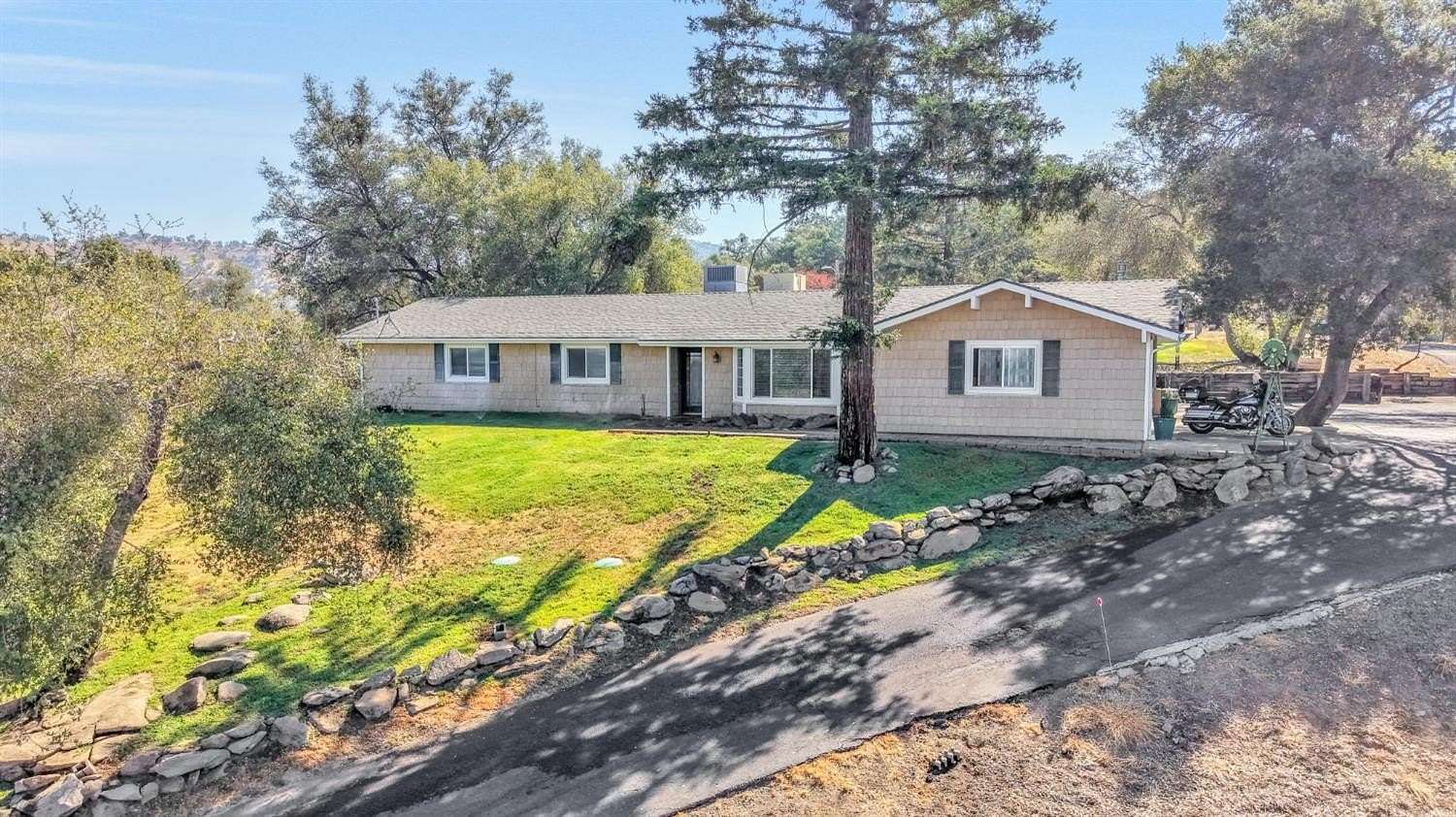 7.44 Acres of Land with Home for Sale in Coarsegold, California