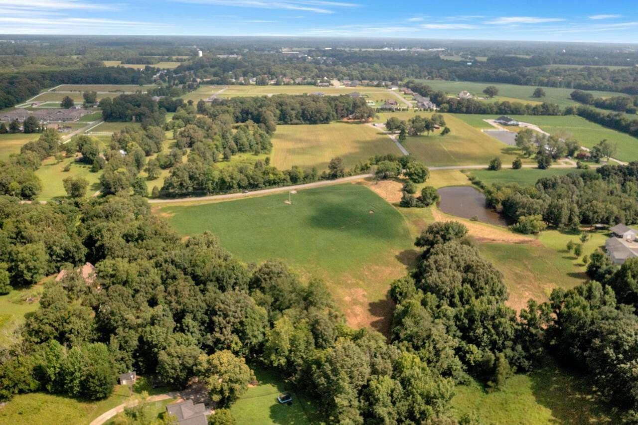 20 Acres of Land for Sale in Murray, Kentucky