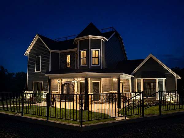 5.5 Acres of Land with Home for Sale in Paradise, Texas