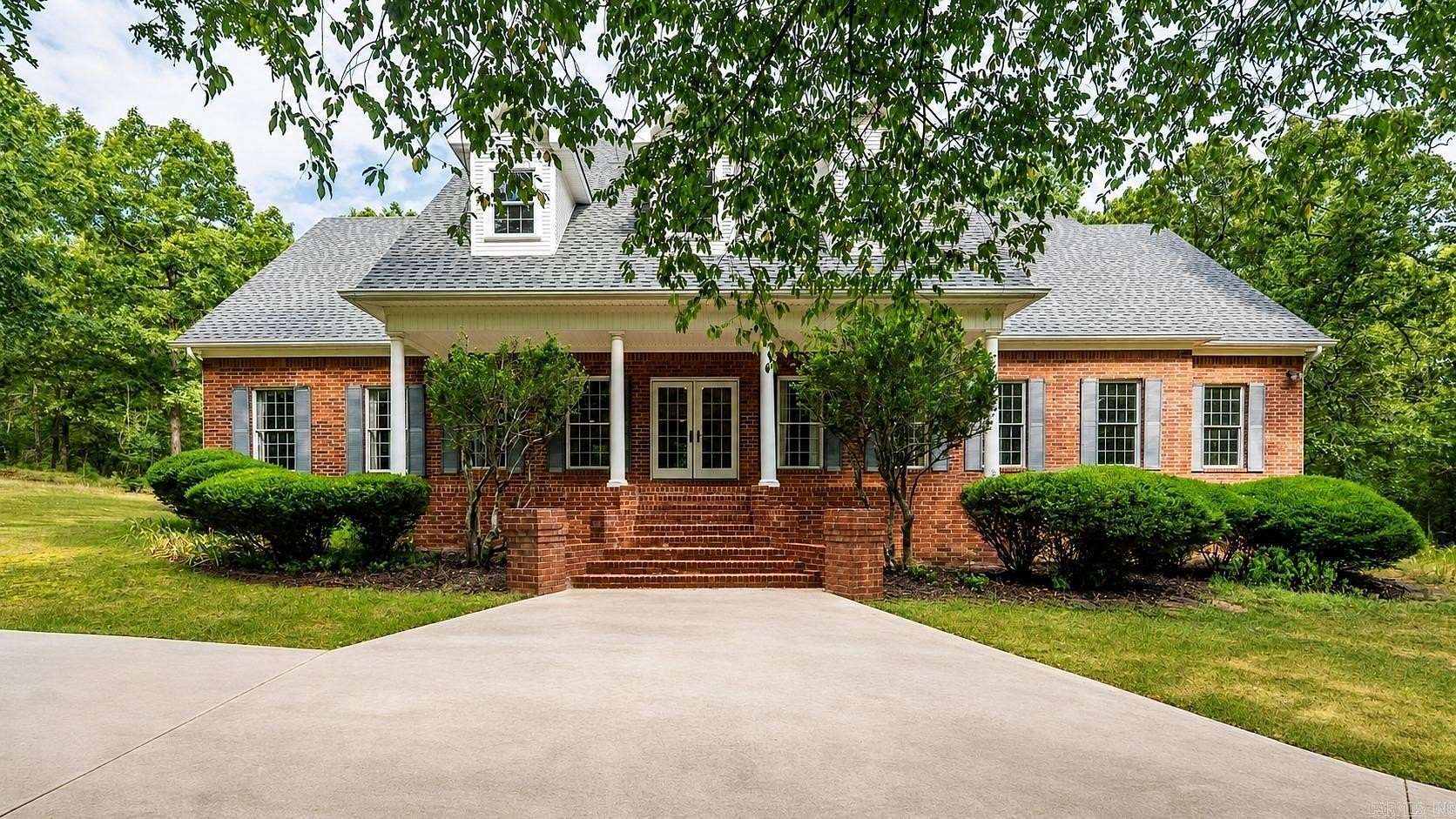 5.2 Acres of Land with Home for Sale in Little Rock, Arkansas
