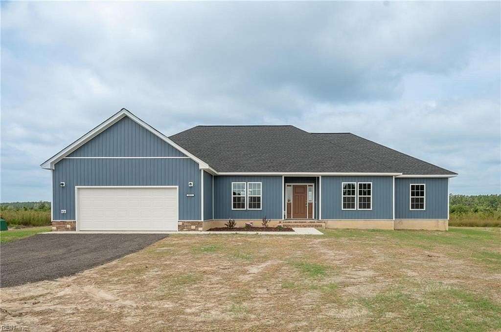2.2 Acres of Land with Home for Sale in Suffolk, Virginia