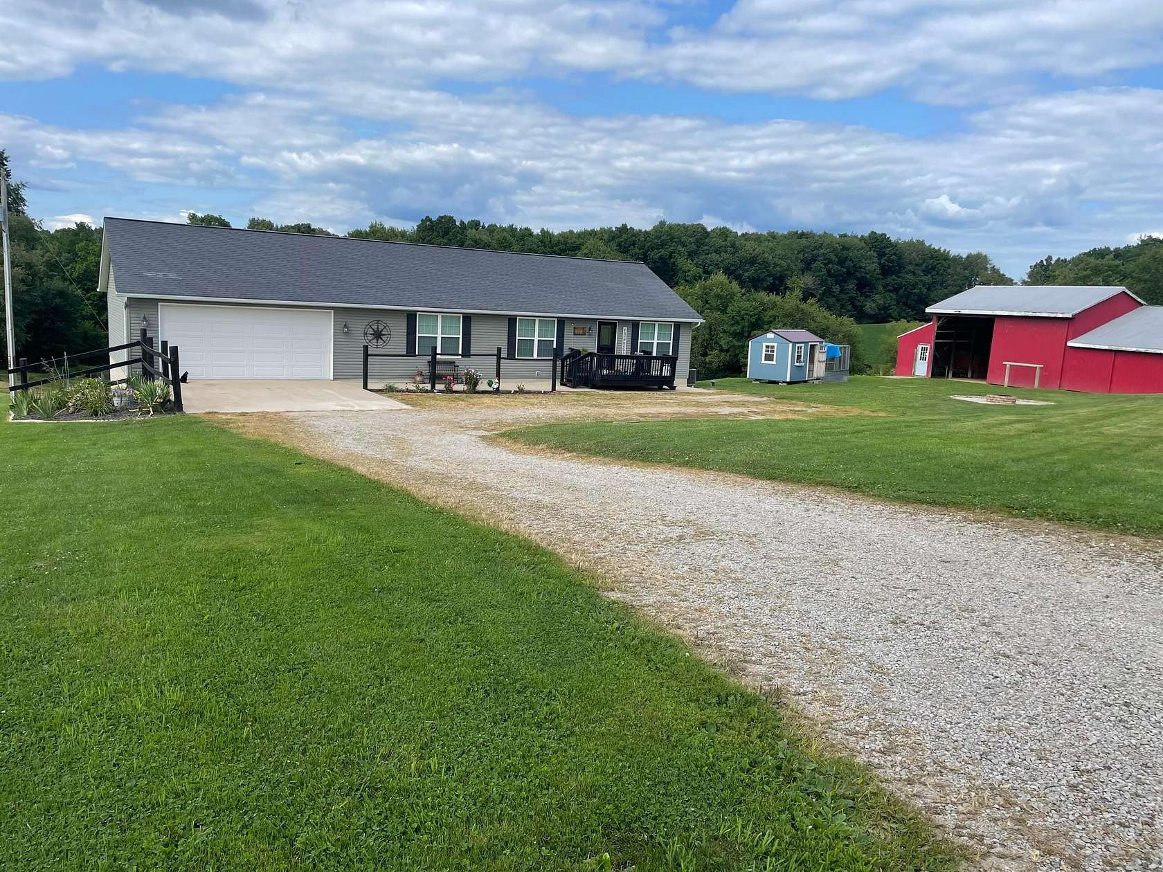 9.85 Acres of Land with Home for Sale in Fredericktown, Ohio