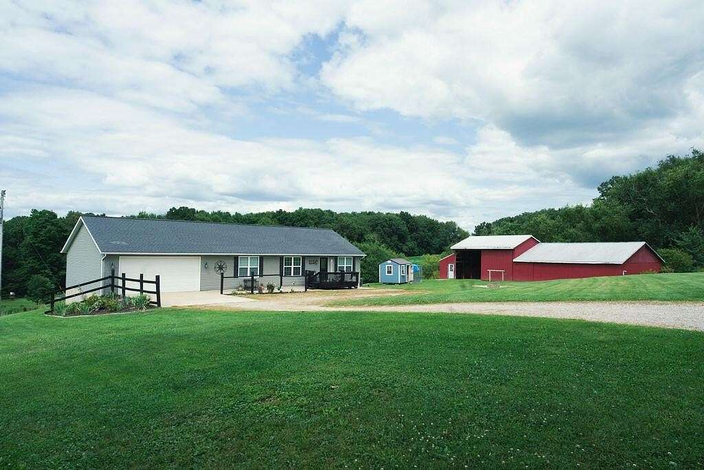 9.85 Acres of Land with Home for Sale in Fredericktown, Ohio