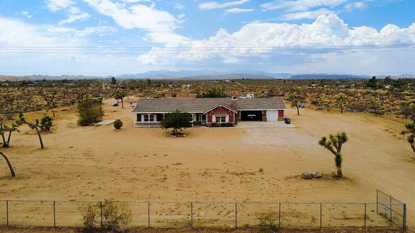 8.56 Acres of Land with Home for Sale in Yucca Valley, California