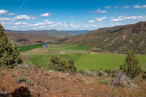 365 Acres of Agricultural Land for Sale in Kimberly, Oregon