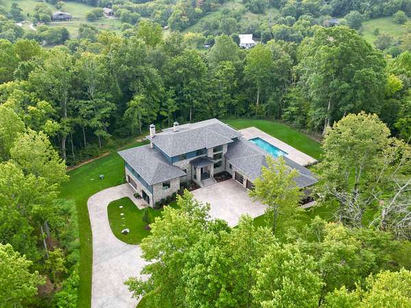 6 Acres of Land with Home for Sale in Thompson's Station, Tennessee