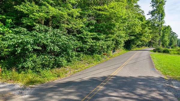 17 Acres of Land for Sale in Cleveland, Tennessee