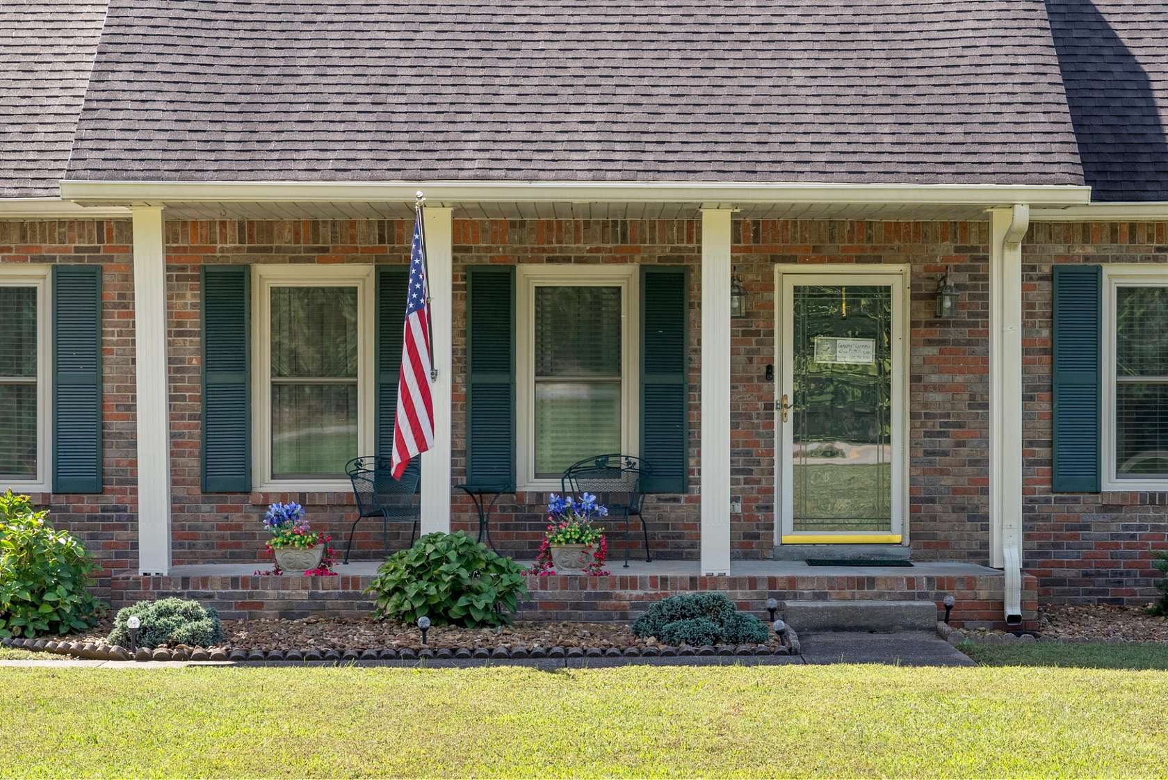 2.23 Acres of Land with Home for Sale in Clarksville, Tennessee